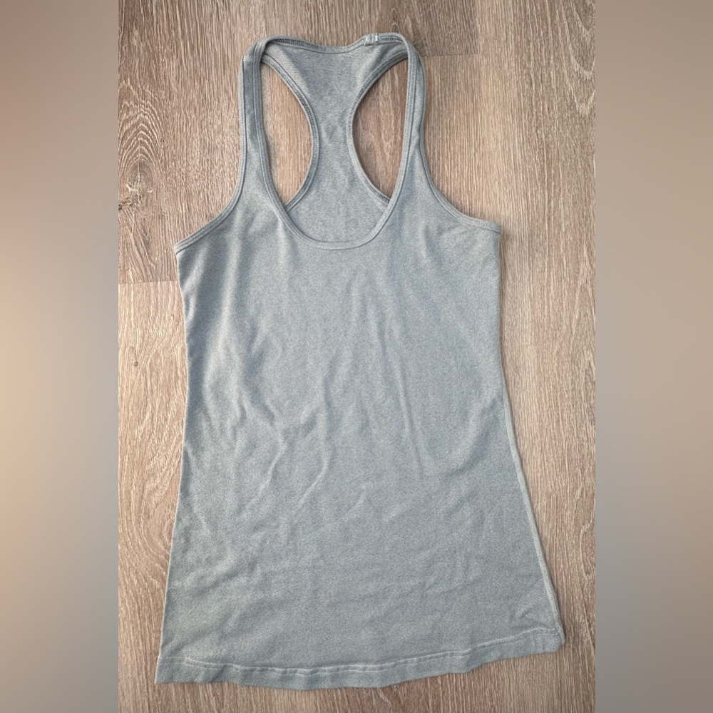 Lululemon Racerback Tank - SZ XS - Rhino Grey